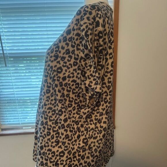 Blooming Jelly Black/Tan Leopard print top, size XXL - Picture 2 of 5